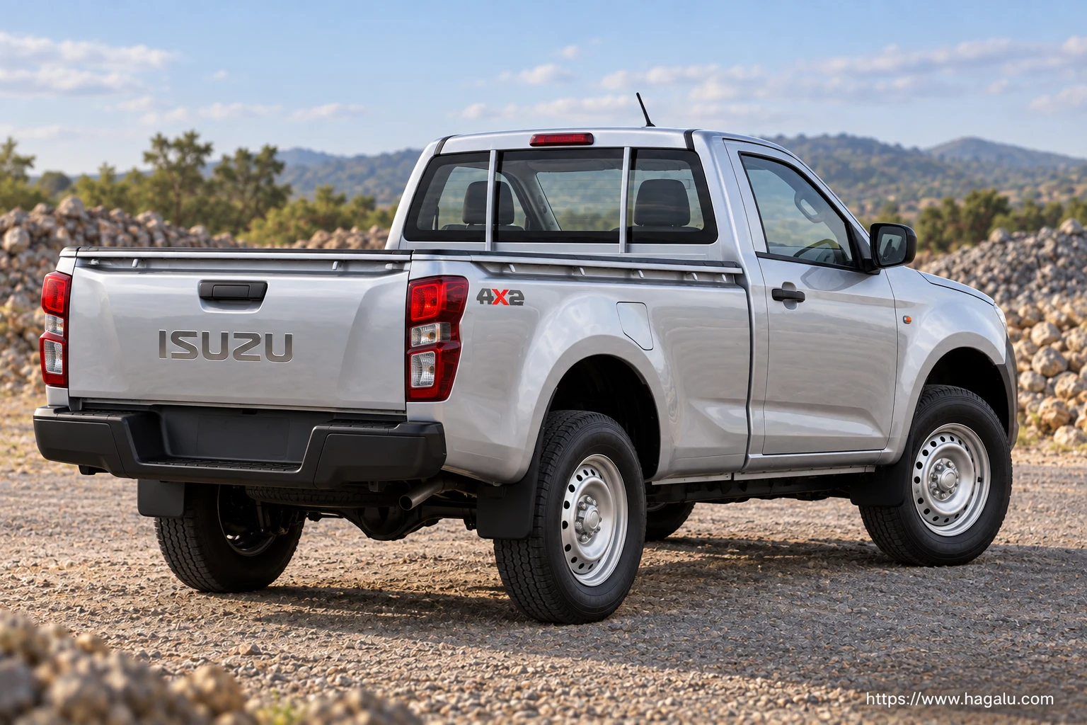 Isuzu D-Max Single Cab exterior view 2 for South African vehicle comparison