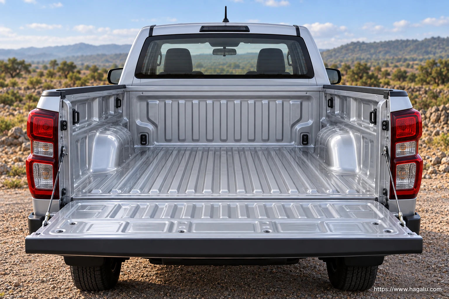Isuzu D-Max Single Cab interior view 5 for South African vehicle comparison