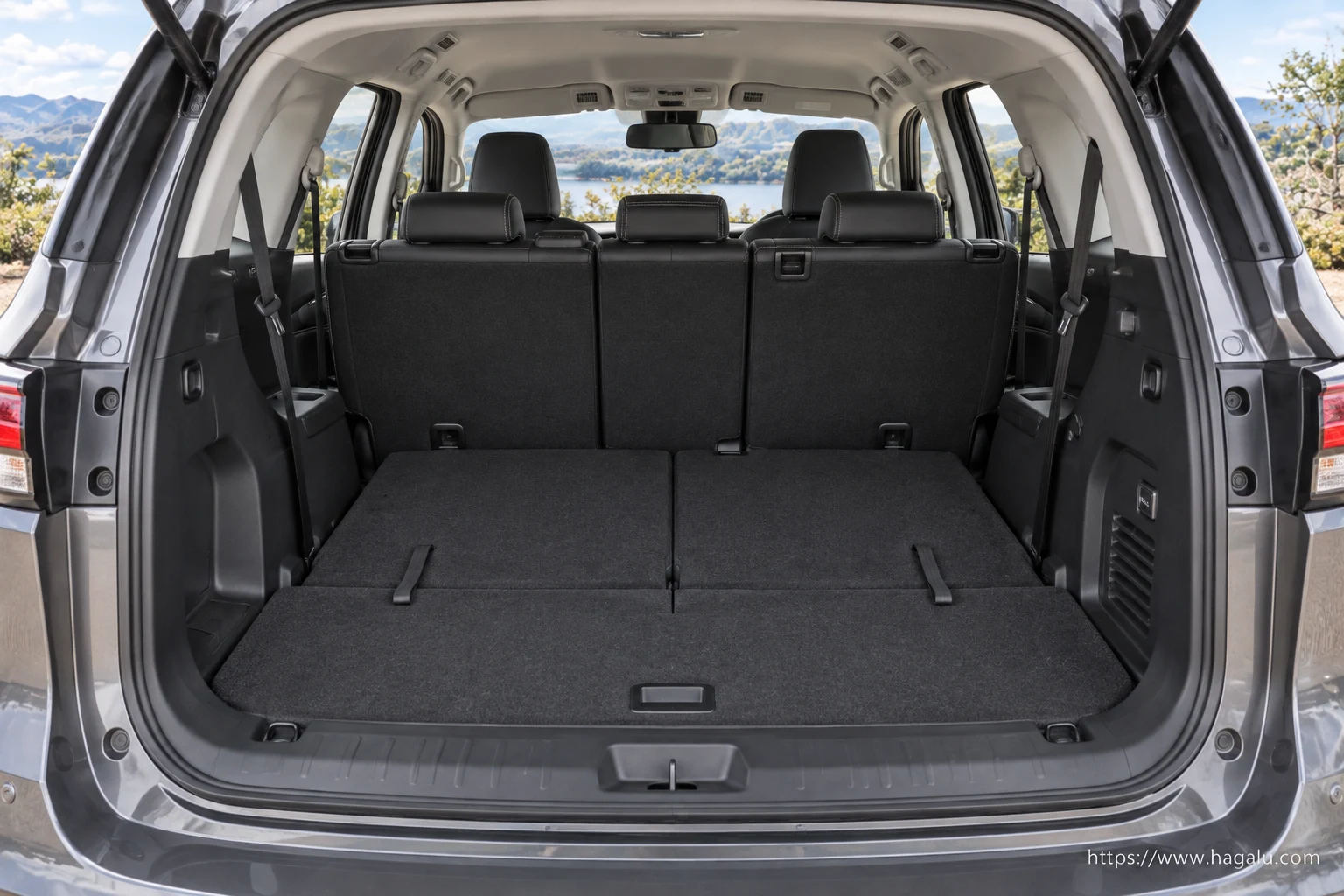 Isuzu mu-X interior view 5 for South African vehicle comparison