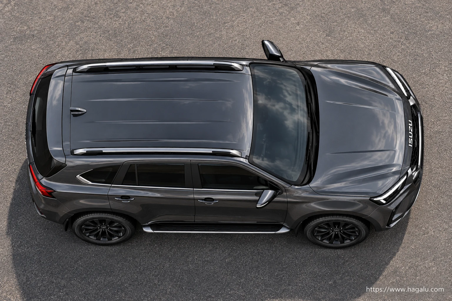 Isuzu Next-generation mu-X exterior view 4 for South African vehicle comparison