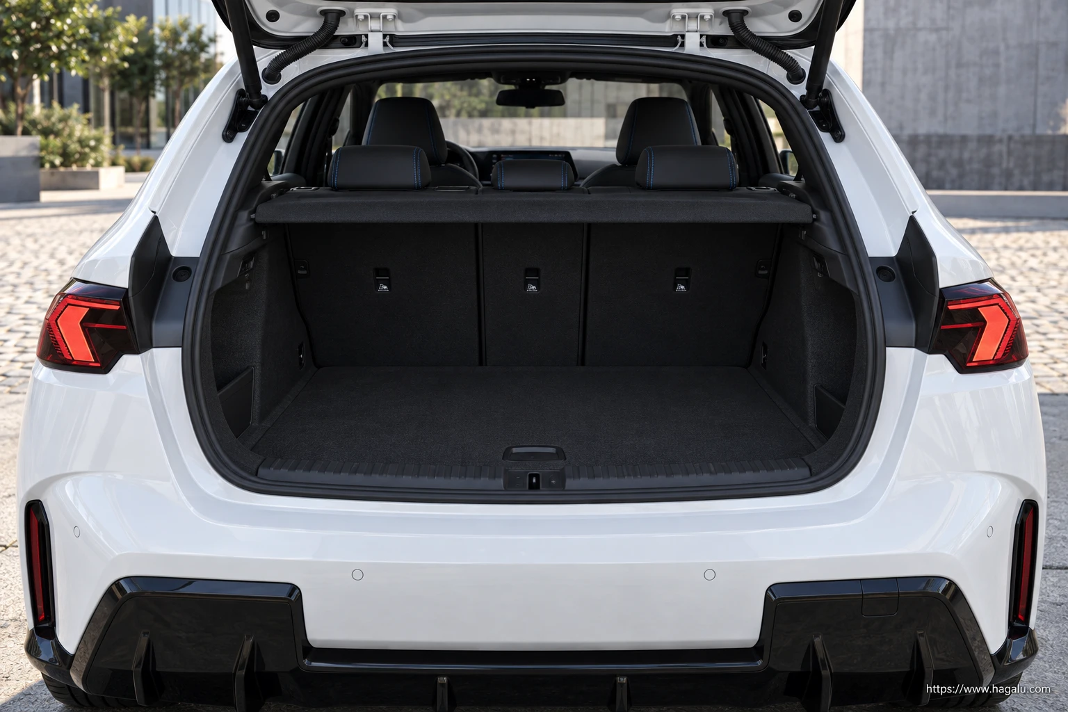 BMW 1 Series interior view 5 for South African vehicle comparison