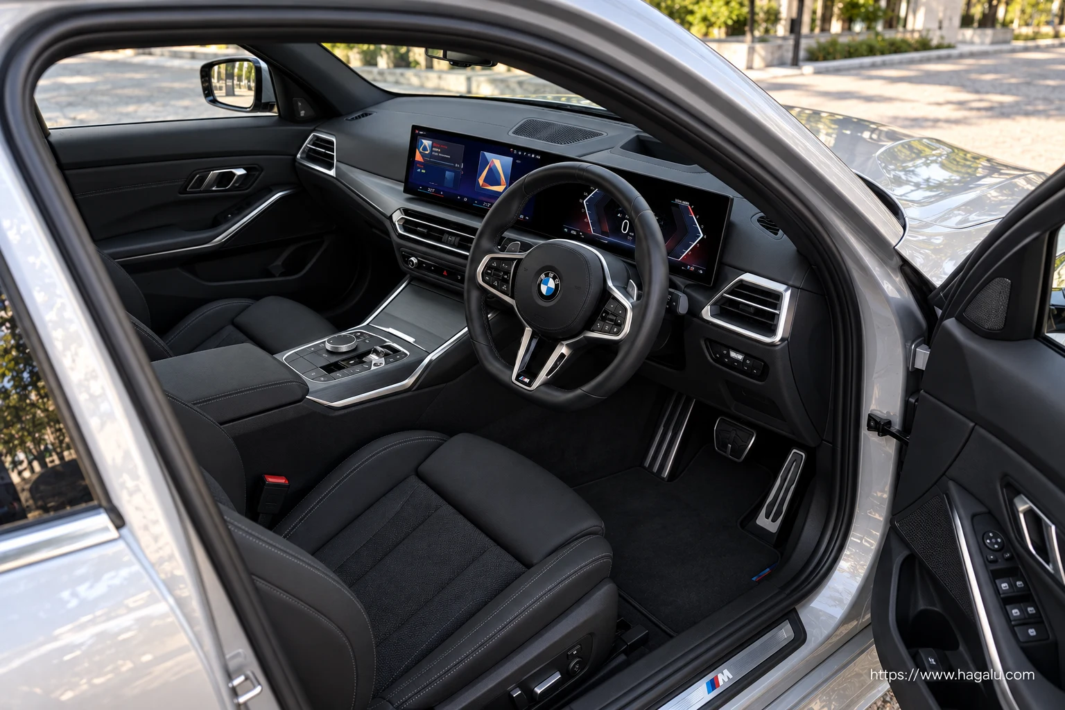 BMW 3 Series exterior view 4 for South African vehicle comparison