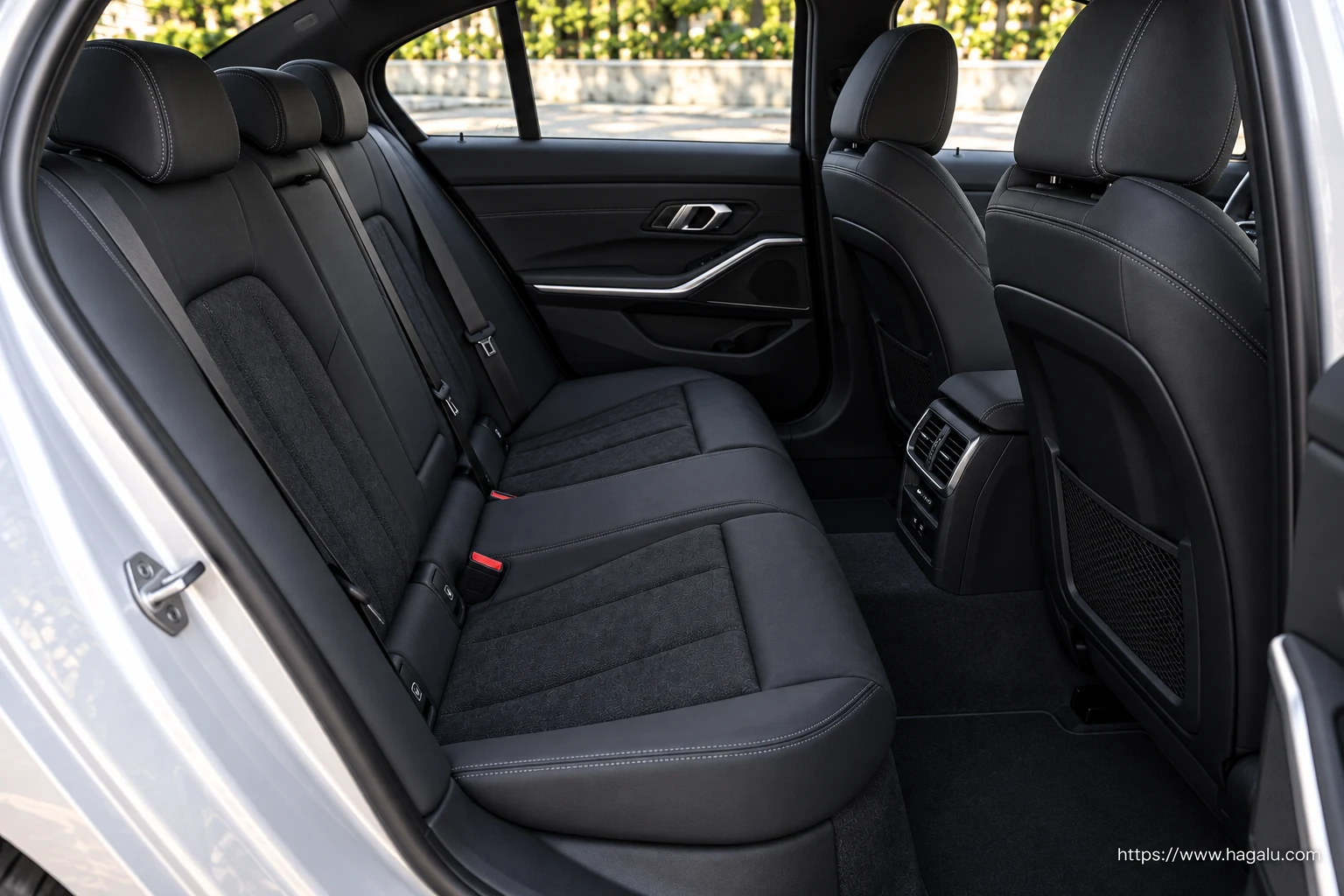 BMW 3 Series interior view 3 for South African vehicle comparison