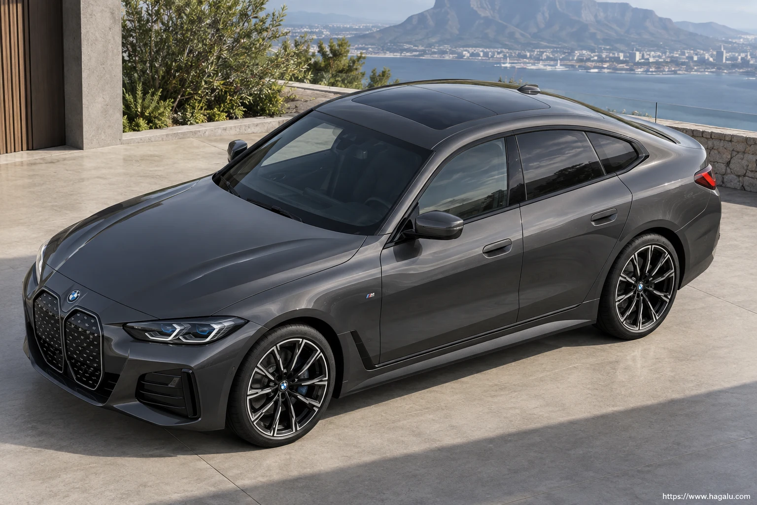 BMW i4 top-down seating layout showing the roof design and cabin arrangement in South Africa
