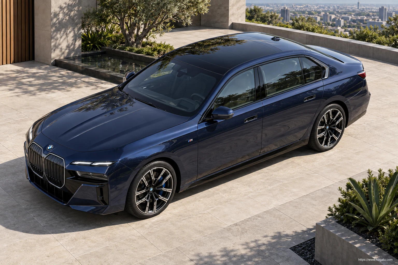 BMW i7 top-down seating layout showing the roof design and cabin arrangement in South Africa