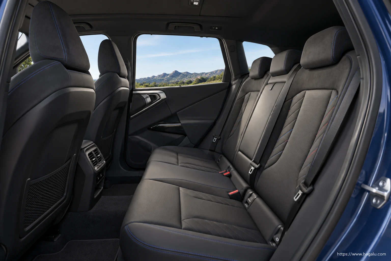 BMW X3 interior view 3 for South African vehicle comparison