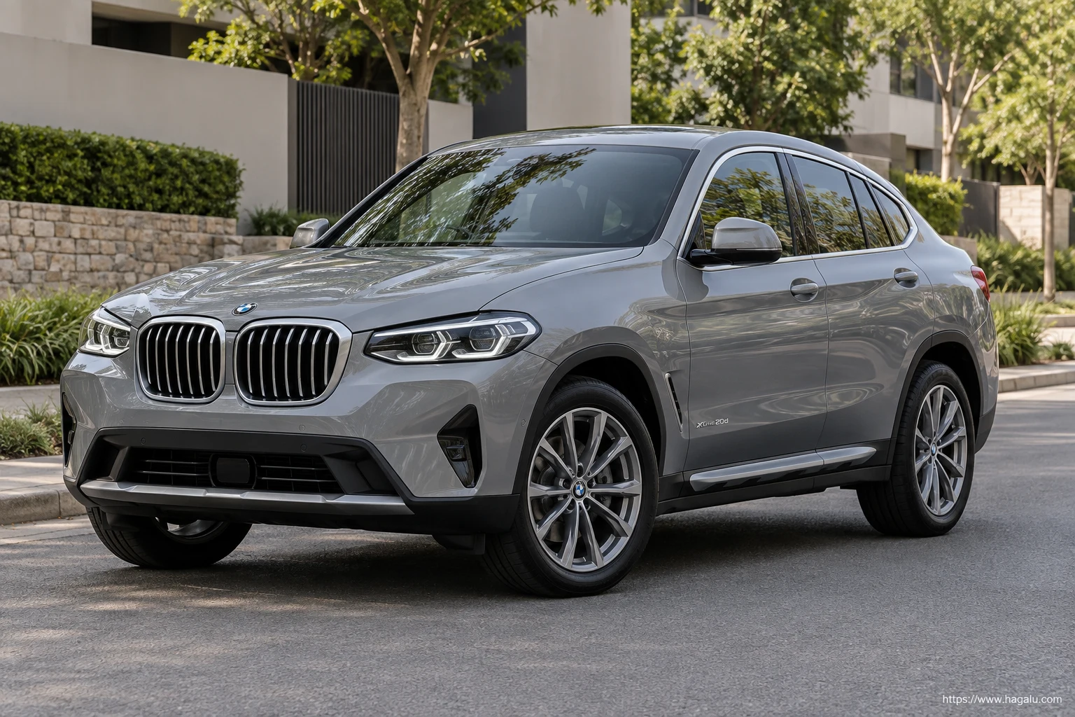 BMW X4 exterior view 1 for South African vehicle comparison