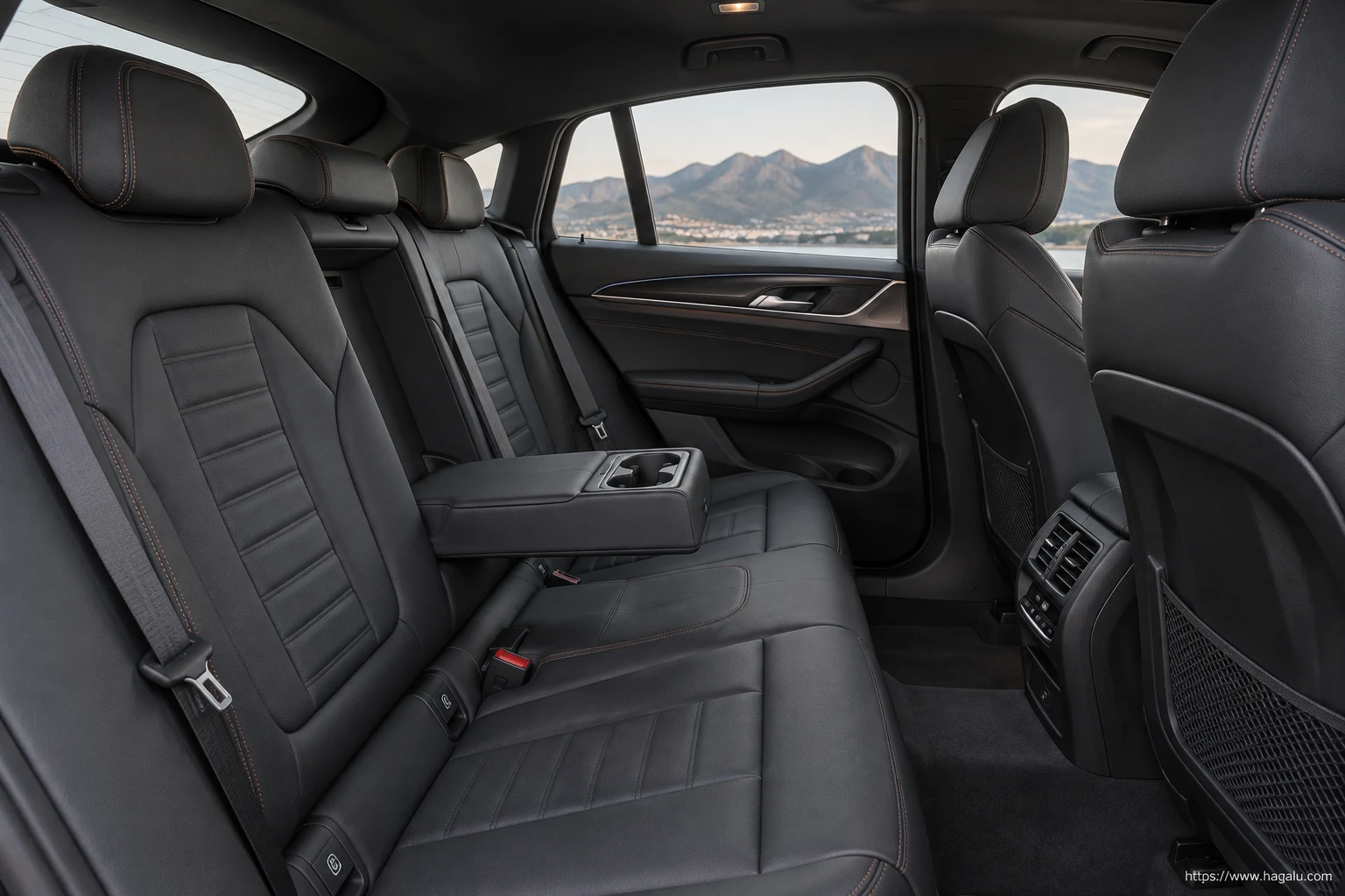 BMW X4 interior view 4 for South African vehicle comparison