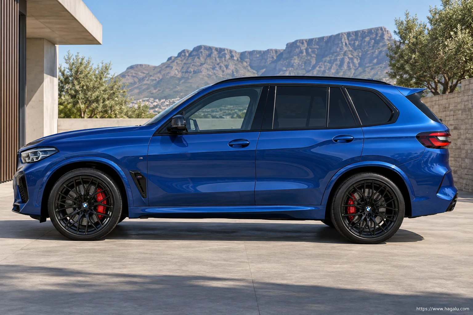 BMW X5 M exterior view 3 for South African vehicle comparison