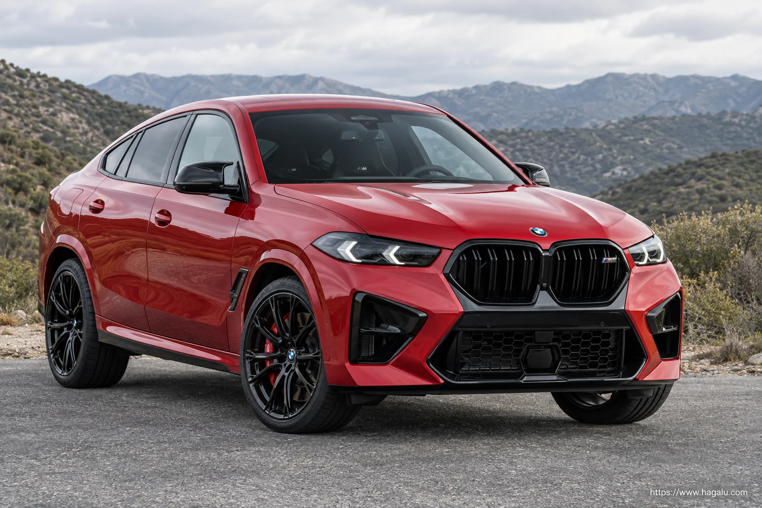 BMW X6 M exterior view 1 for South African vehicle comparison