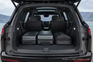 BYD ATTO 8 interior view 5 for South African vehicle comparison
