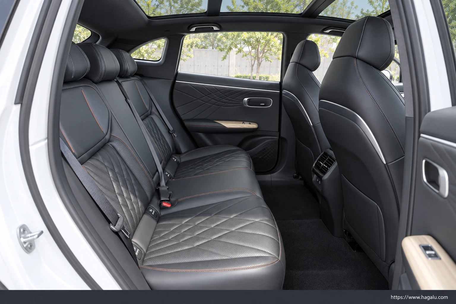 Changan Deepal S07 interior view 4 for South African vehicle comparison