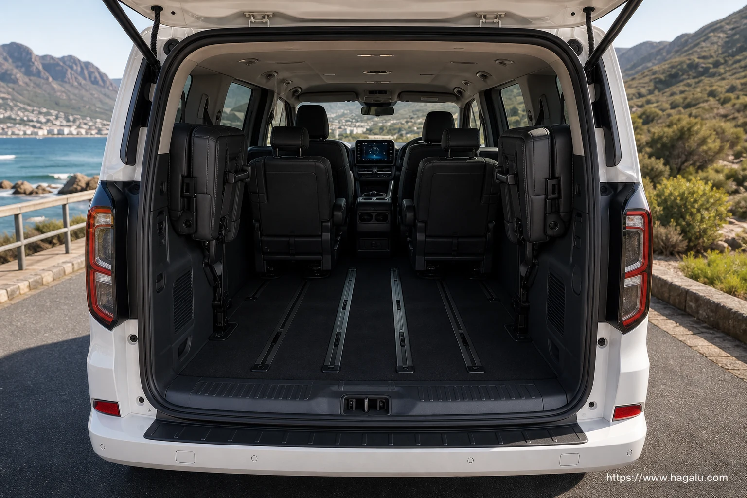 Ford Tourneo Custom interior view 5 for South African vehicle comparison