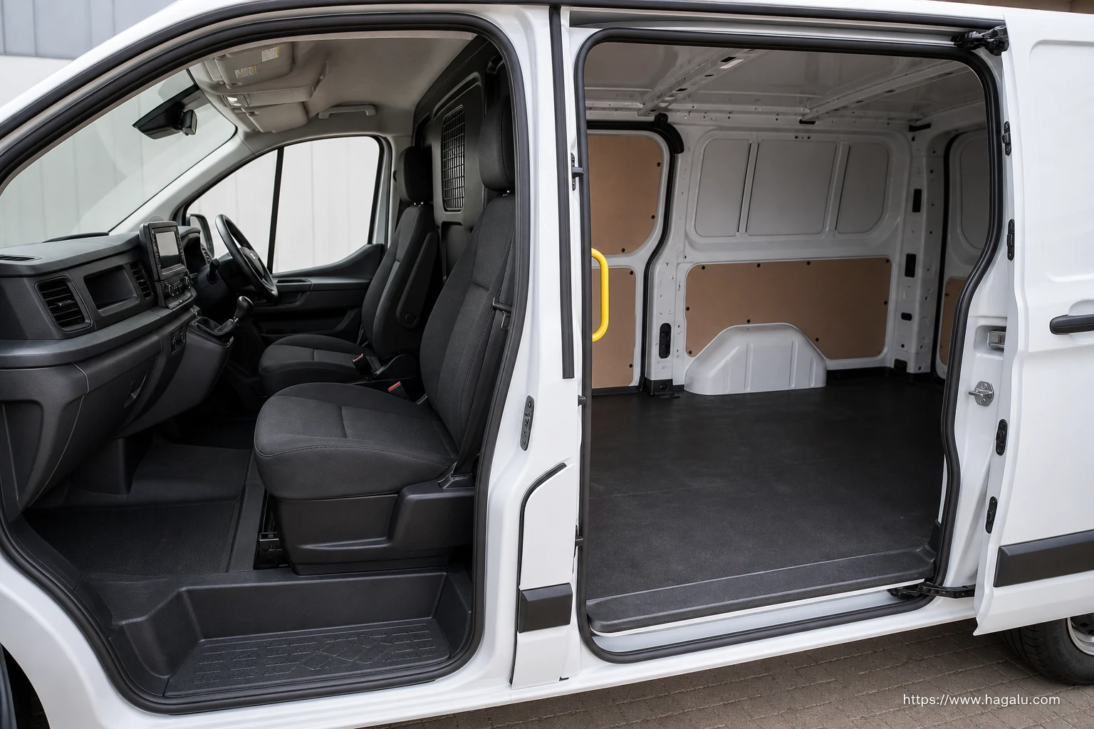 Ford Transit Custom interior view 4 for South African vehicle comparison