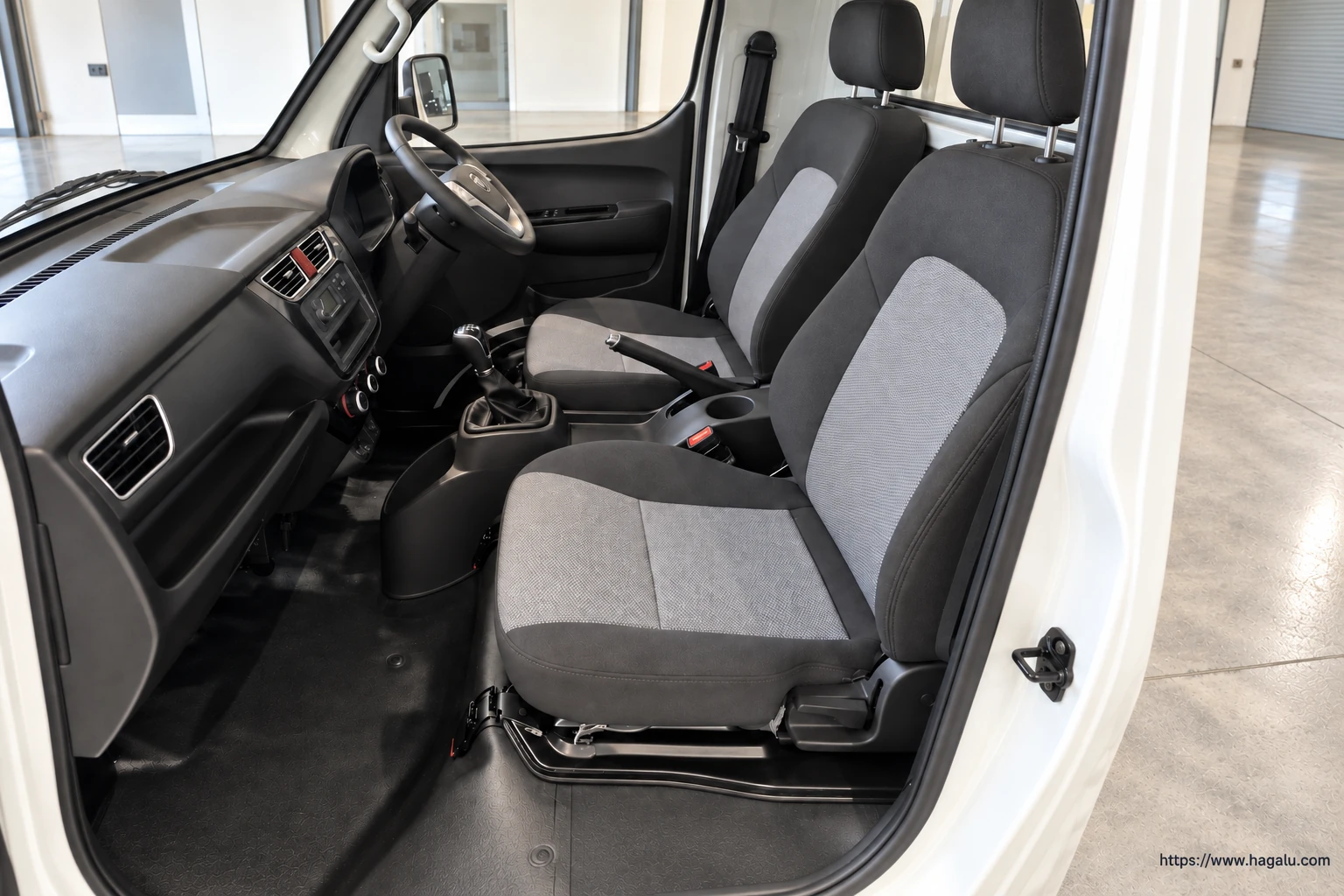 Foton Truckmate interior view 3 for South African vehicle comparison