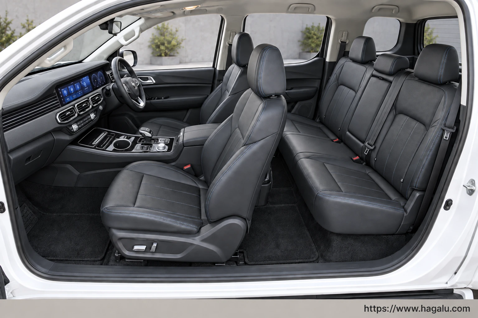 Foton Tunland G7 Double Cab interior view 3 for South African vehicle comparison