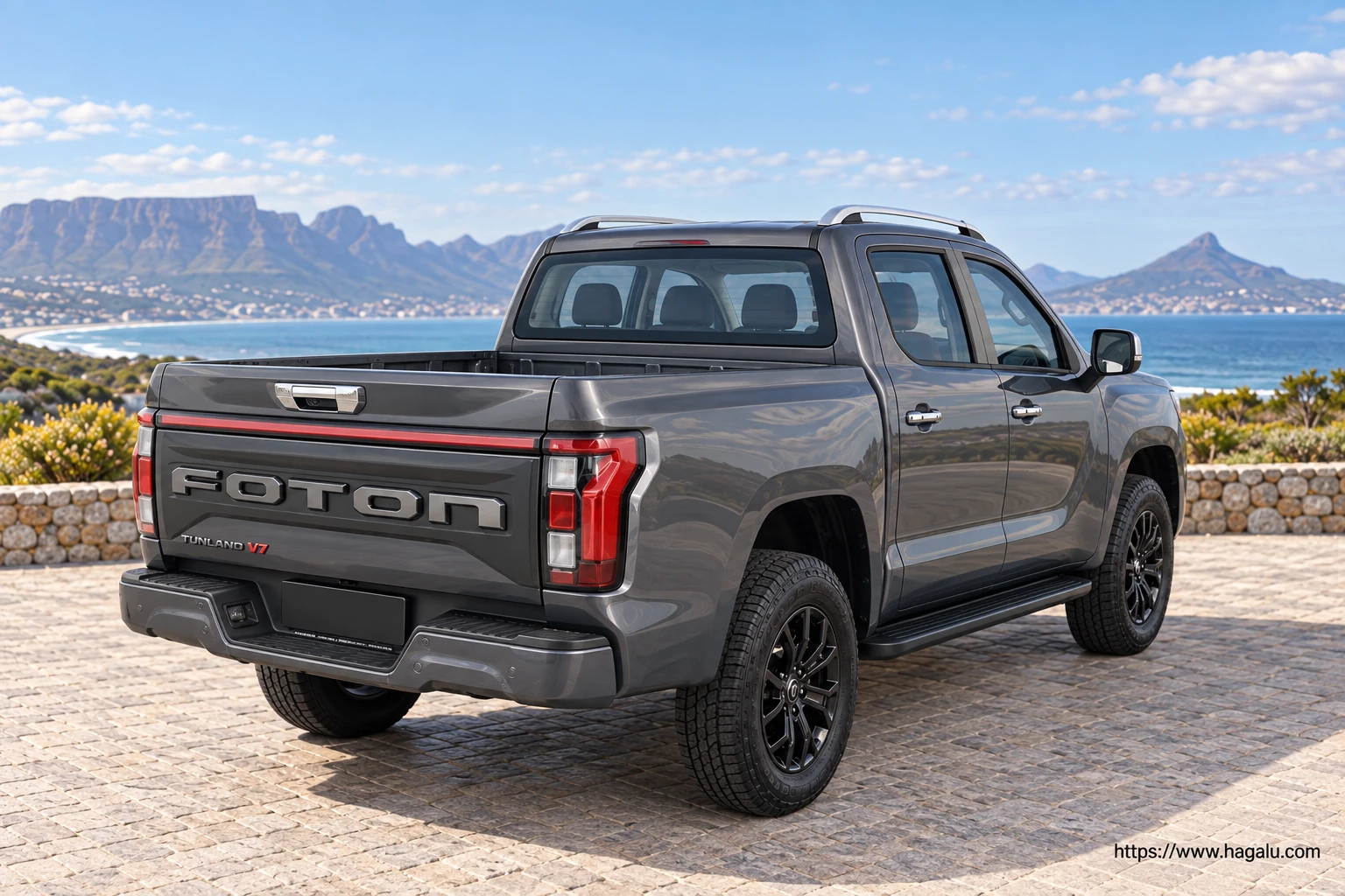 Foton Tunland V7 Double Cab exterior view 2 for South African vehicle comparison
