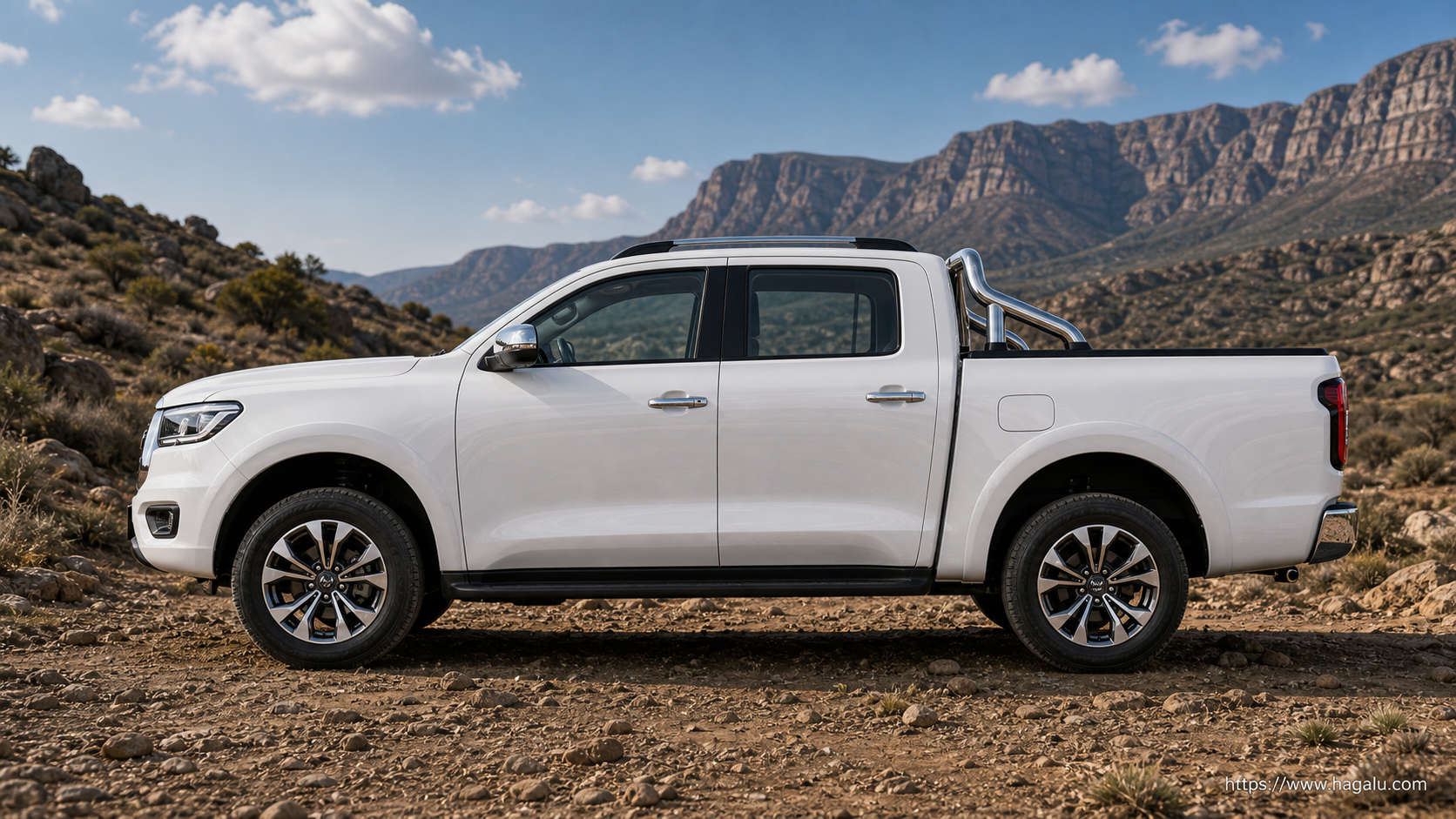 GWM P Series full side profile showing the roofline, doors and wheel design in South Africa