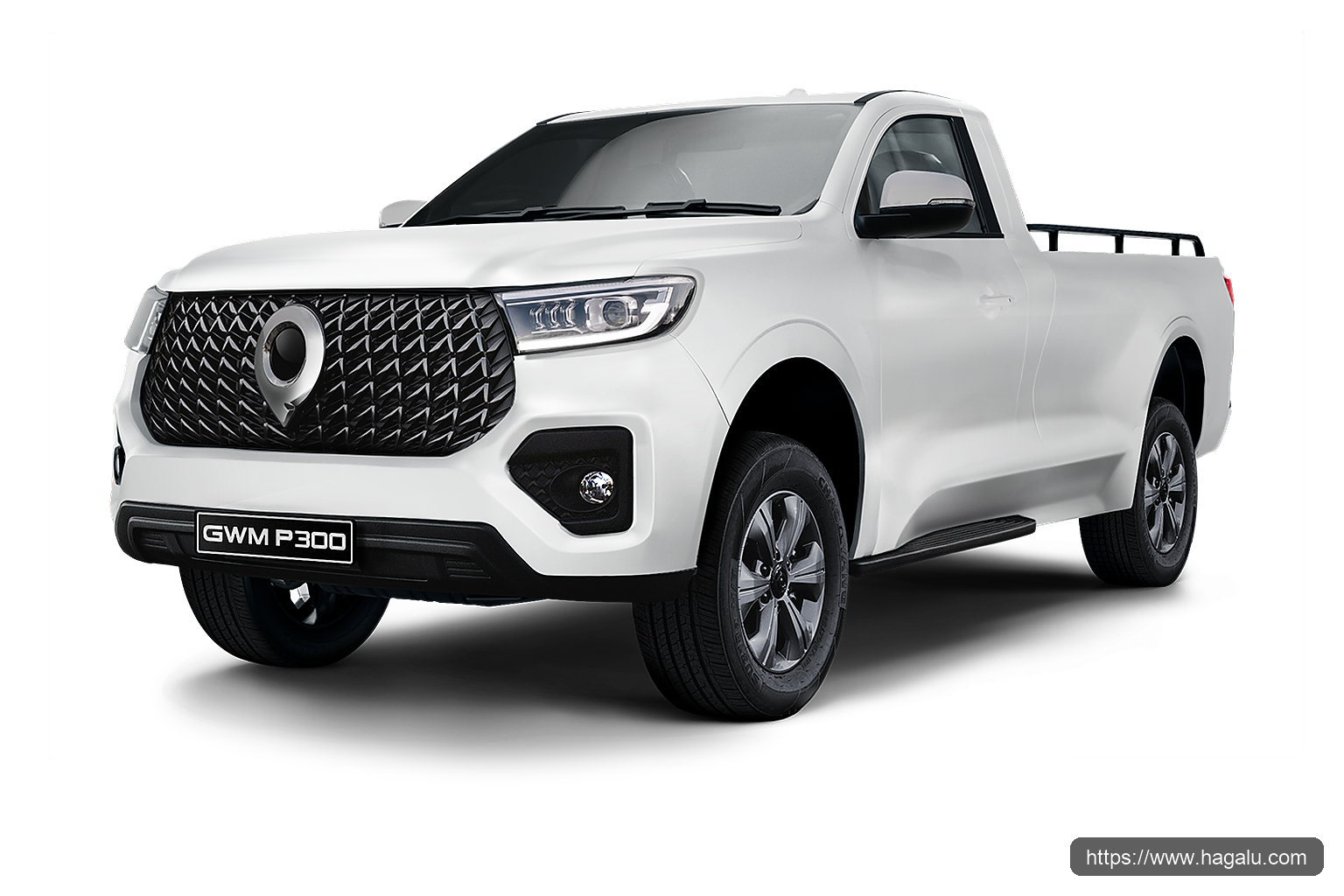 GWM P300 front three-quarter exterior showing the grille, headlights and body design in South Africa