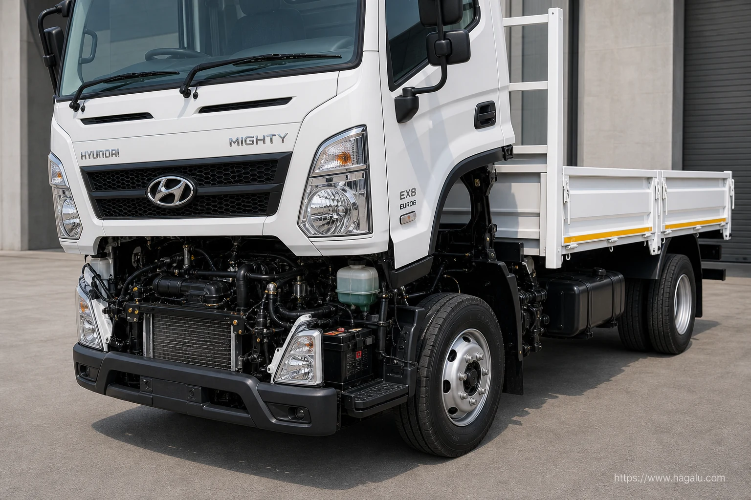Hyundai EX-8 Dropside exterior view 5 — South Africa 2026