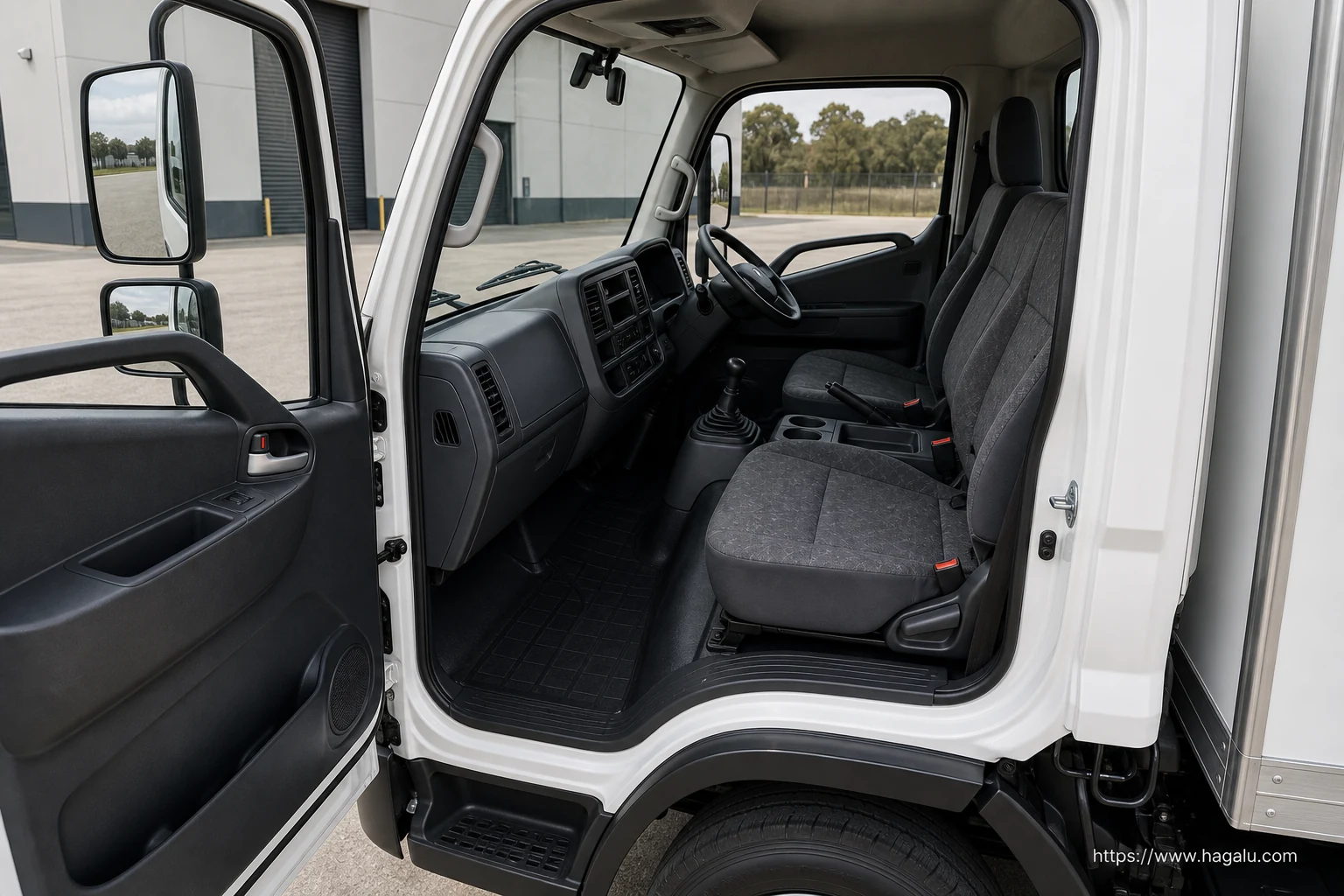 Hyundai EX-8 Van Body interior view 4 for South African vehicle comparison