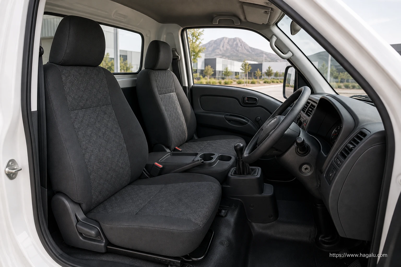 Hyundai H-100 Deck interior view 3 for South African vehicle comparison