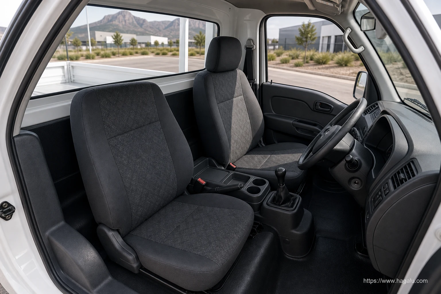 Hyundai H-100 Deck interior view 4 for South African vehicle comparison