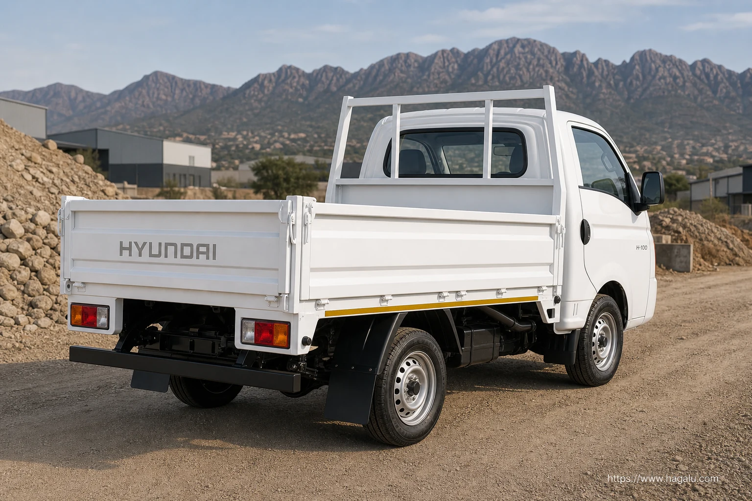Hyundai H-100 Tipper exterior view 2 — South Africa 2026
