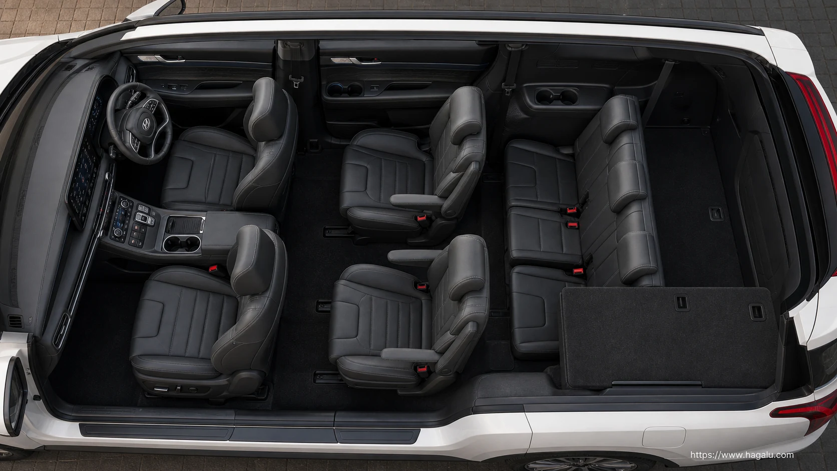 Hyundai Palisade interior view 4 for South African vehicle comparison