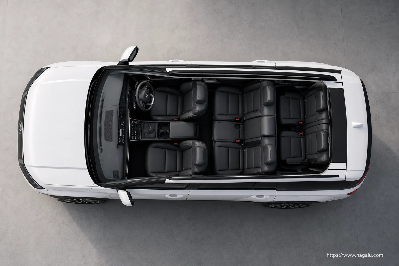 Hyundai Santa Fe Hybrid exterior view 4 — South Africa 2026
