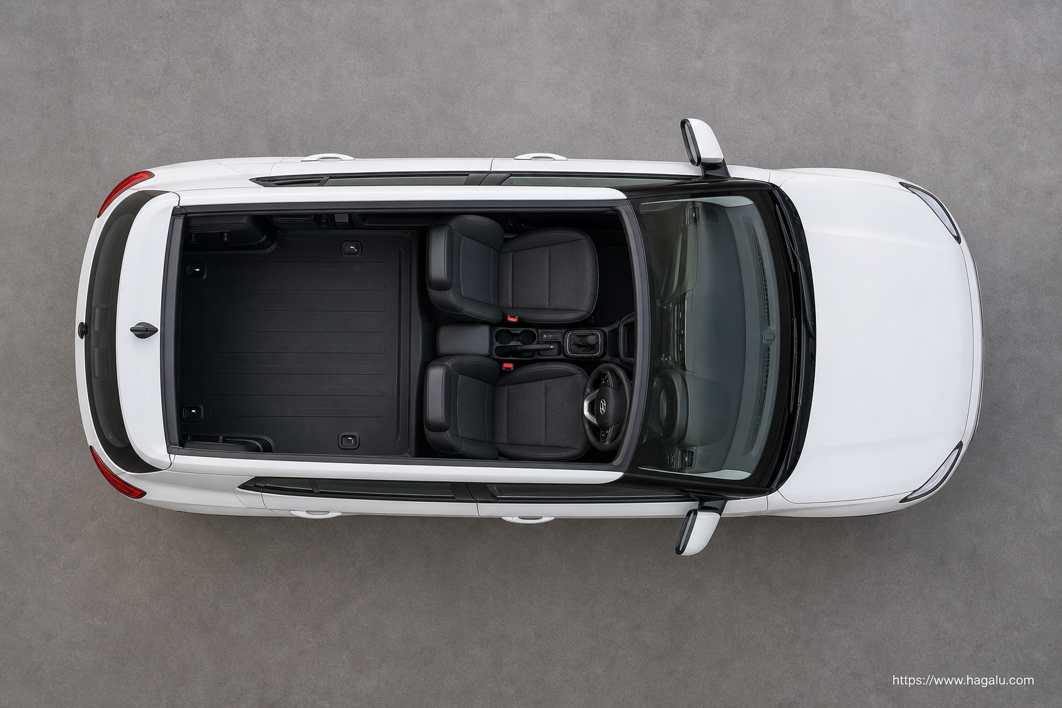 Hyundai Venue Cargo top-down seating layout showing the roof design and cabin arrangement in South Africa