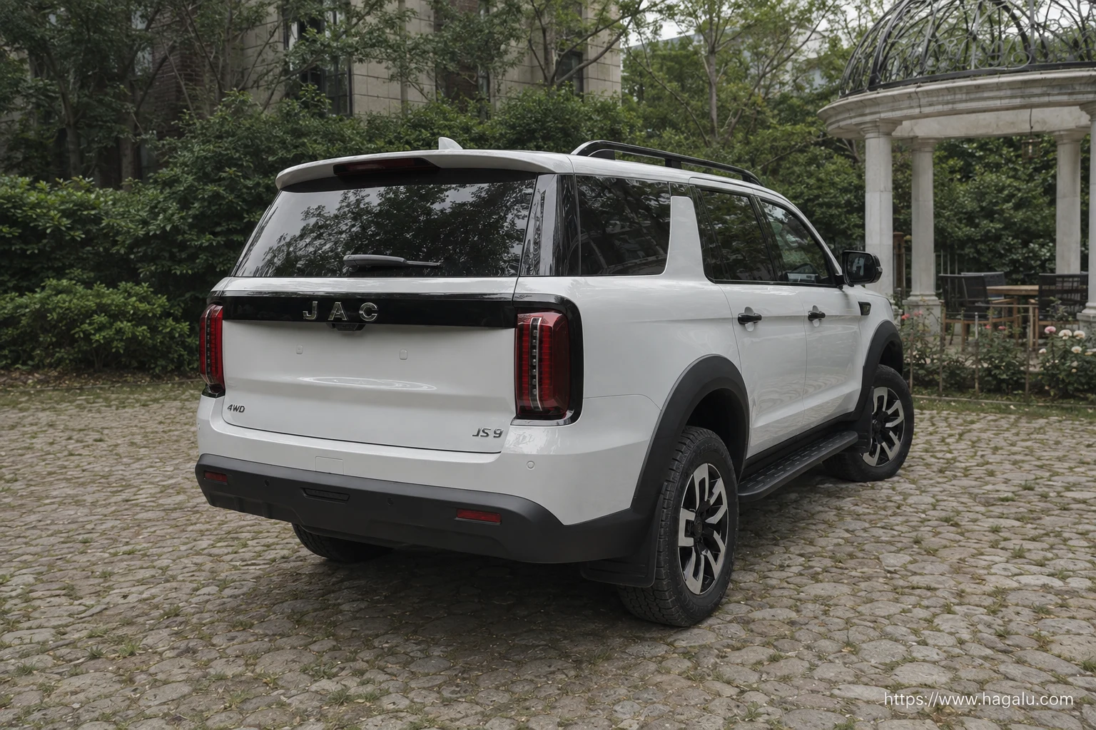 JAC JS9 rear three-quarter exterior showing the taillights, tailgate and rear design in South Africa