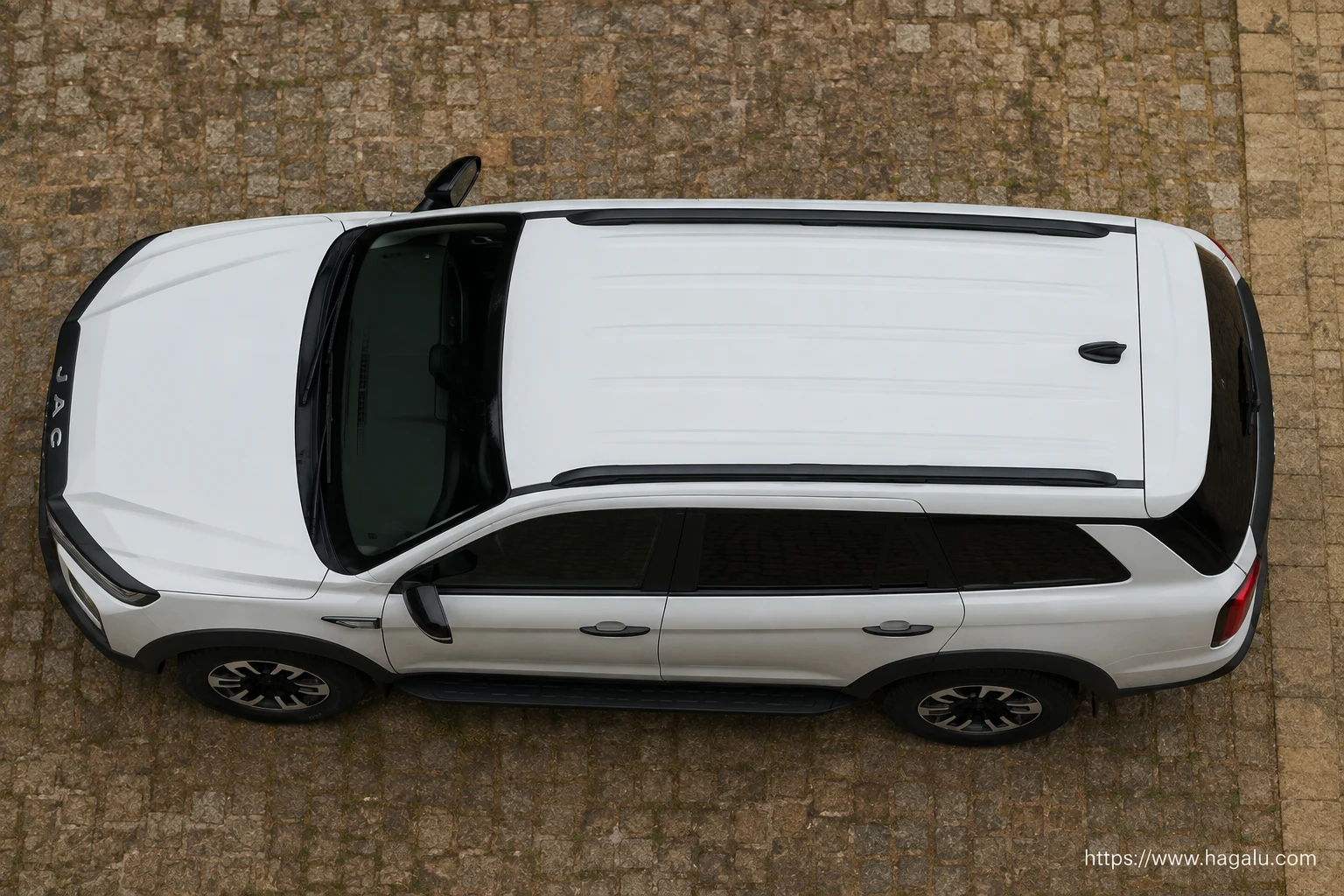 JAC JS9 top-down seating layout showing the roof design and cabin arrangement in South Africa