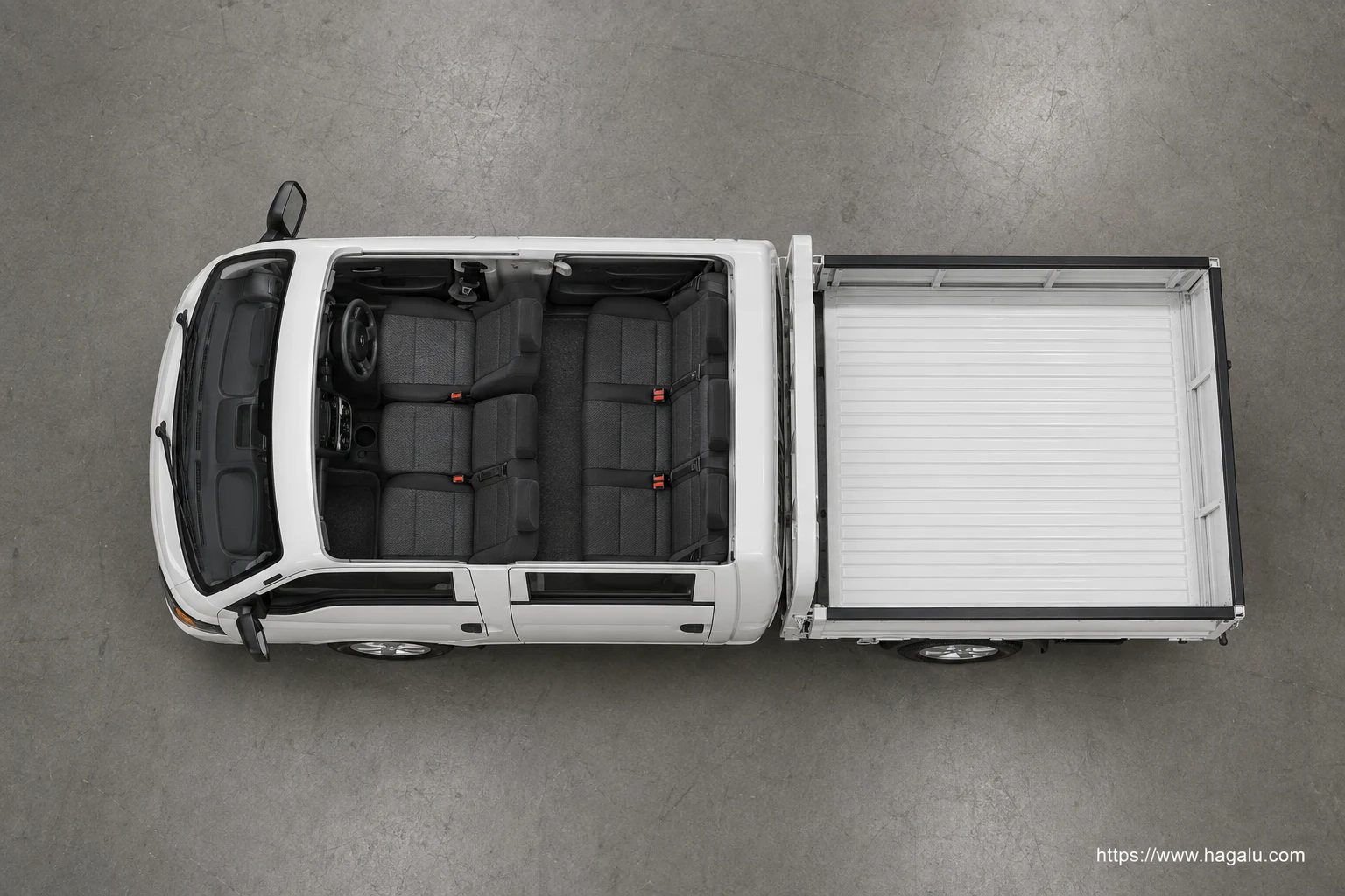 JAC X200 Double Cab top-down seating layout showing the roof design and cabin arrangement in South Africa