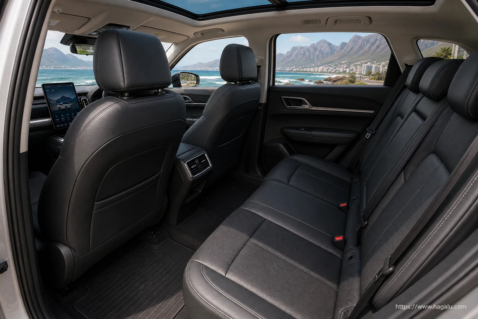 Jaecoo J7 SHS interior view 3 for South African vehicle comparison