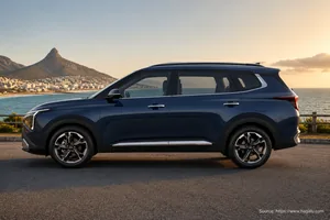 KIA Carens exterior view 3 — South Africa 2026