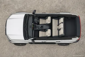 Lexus GX exterior view 4 — South Africa 2026