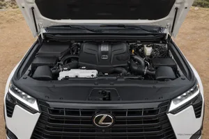 Lexus GX exterior view 5 — South Africa 2026