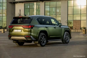Lexus LX exterior view 2 — South Africa 2026