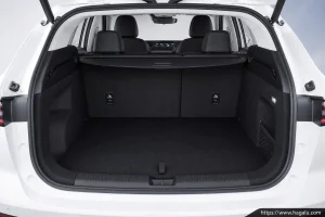 MG HS interior view 5 for South African vehicle comparison
