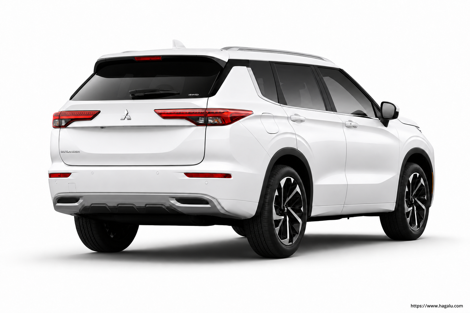 Mitsubishi Outlander rear three-quarter exterior showing the taillights, tailgate and rear design in South Africa