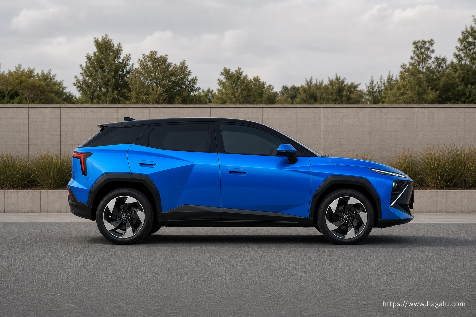 Omoda C4 exterior view 3 for South African vehicle comparison