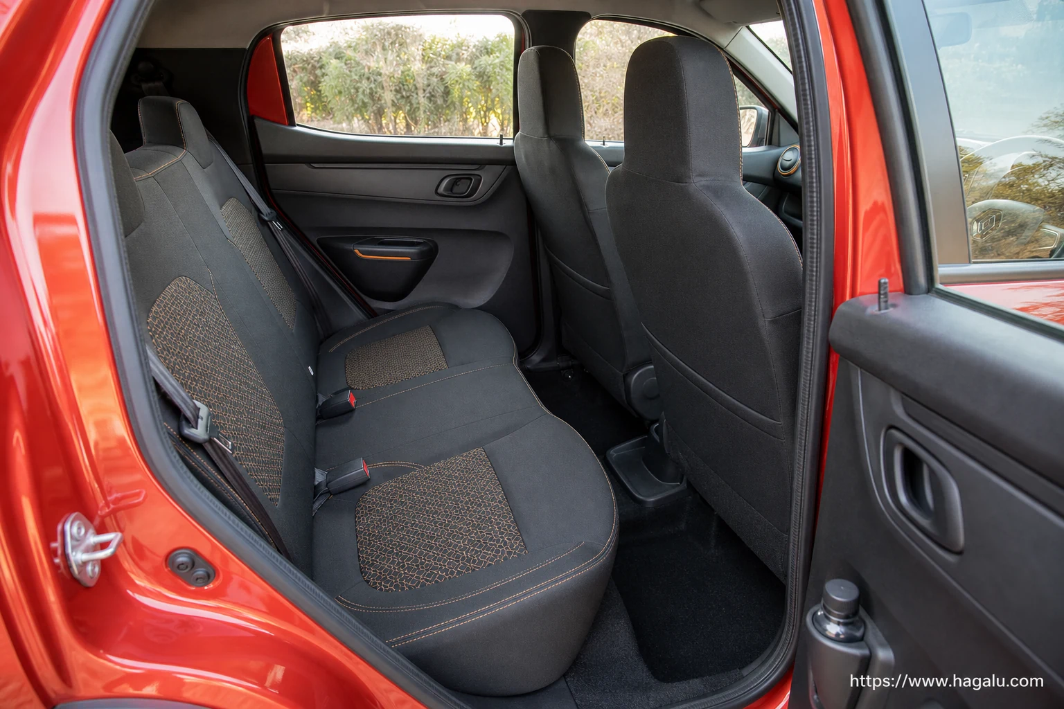 Renault Kwid Limited Edition interior view 4 for South African vehicle comparison