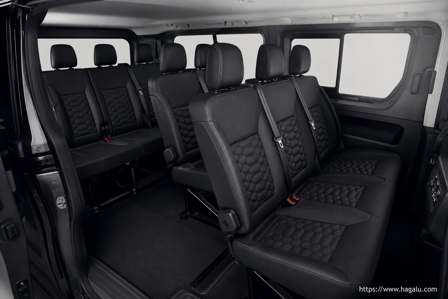 Renault Trafic Passenger interior view 4 for South African vehicle comparison