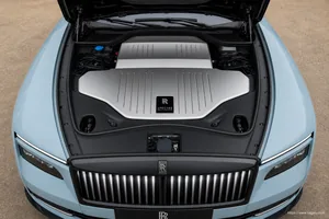 Rolls-Royce Black Badge Spectre Series II exterior view 5 for South African vehicle comparison