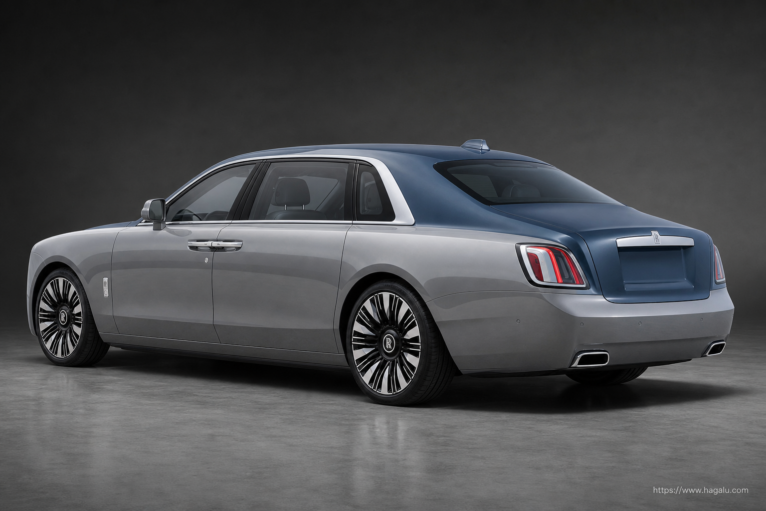 Rolls-Royce Ghost Extended rear three-quarter exterior showing the taillights, tailgate and rear design in South Africa