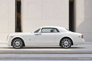 Rolls-Royce Phantom Coupé exterior view 3 for South African vehicle comparison