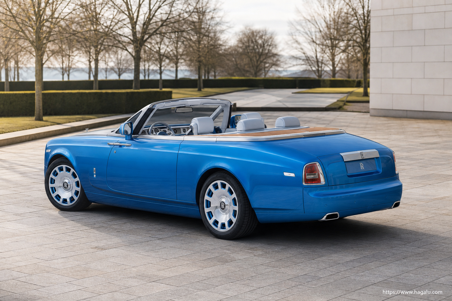 Rolls-Royce Phantom Drophead Coupé rear three-quarter exterior showing the taillights, tailgate and rear design in South Africa