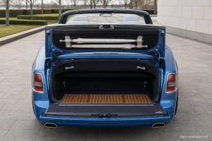 Rolls-Royce Phantom Drophead Coupé interior view 5 for South African vehicle comparison