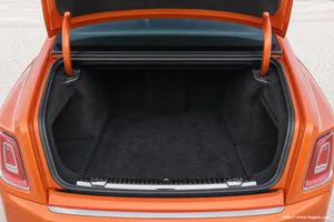 Rolls-Royce Phantom interior view 5 for South African vehicle comparison